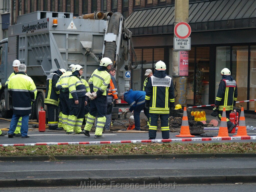 Gasaustritt Koeln Mitte Hahnenstr    P097.JPG